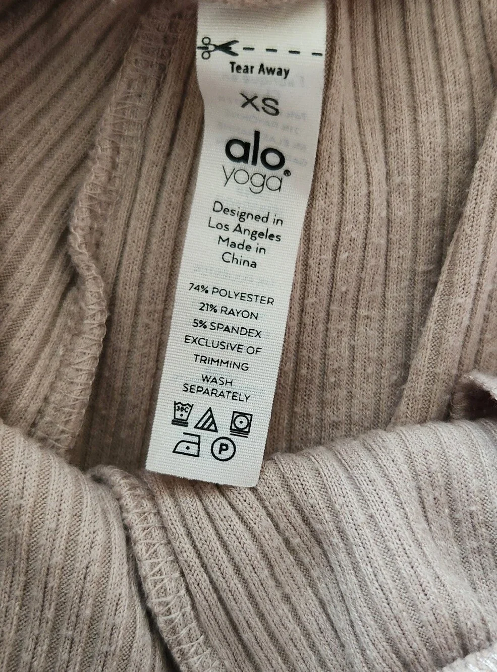 ALO Yoga Muse Ribbed Drawstring Sweat Pants in Tan